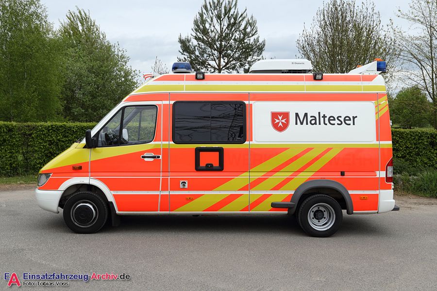 Leverkusen EE04 ELW1 01