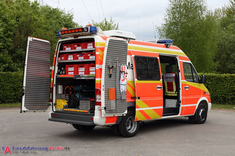 Leverkusen EE04 ELW1 01