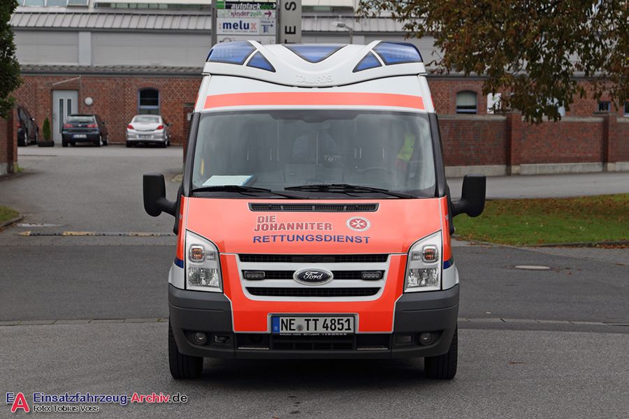 Rettung Kreis Neuss 04 KTW 01 (a.D.)