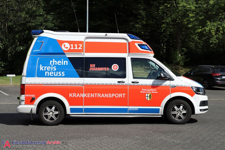 Rettung Kreis Neuss 04 KTW 01 (a.D.)