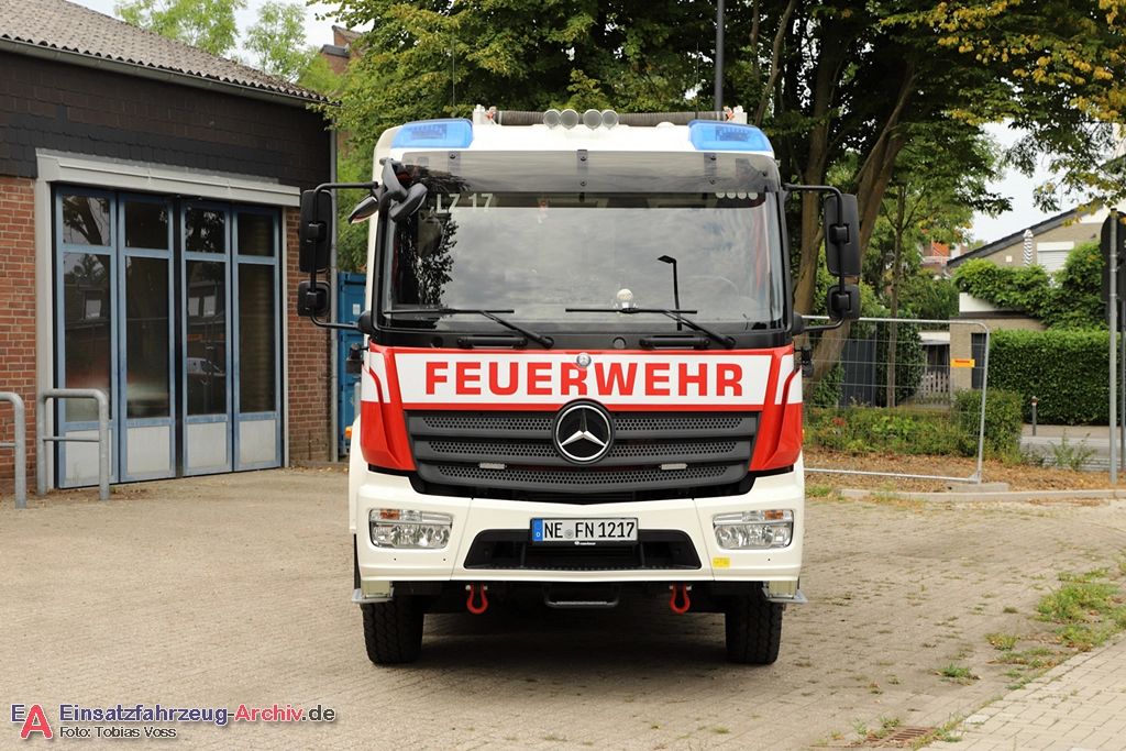 Florian Neuss 17 TLF3000 01