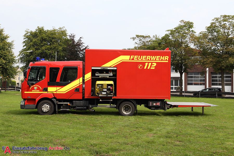 Florian Brüggen 12 MZF 01 (a.D.)