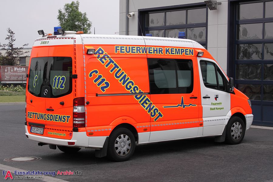 Rettung Kempen 03 KTW 01 (a.D.)