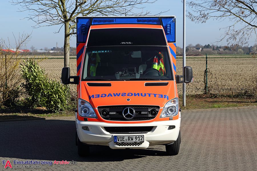 Rettung Willich 09 RTW 01 (a.D.)
