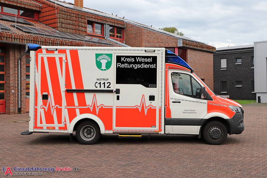 Rettung Hamminkeln RTW 01