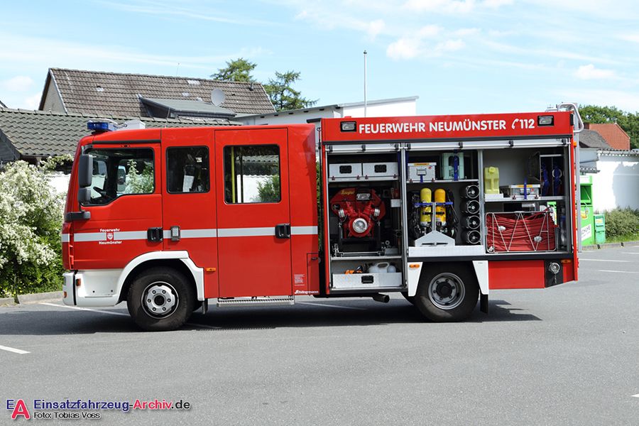 Florian Neumünster 15/44-01