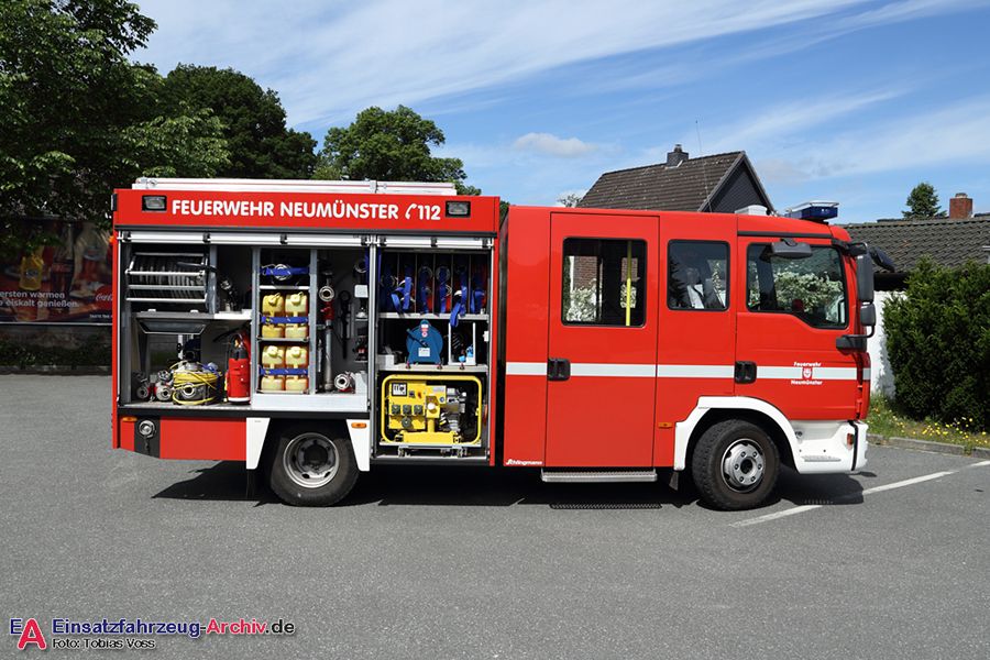 Florian Neumünster 15/44-01