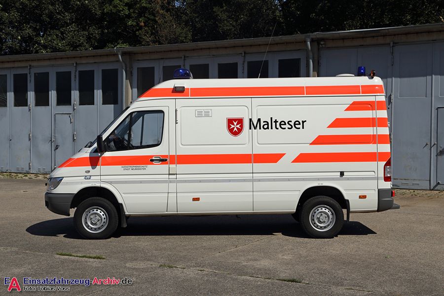 Johannes Neumünster 32/93-01