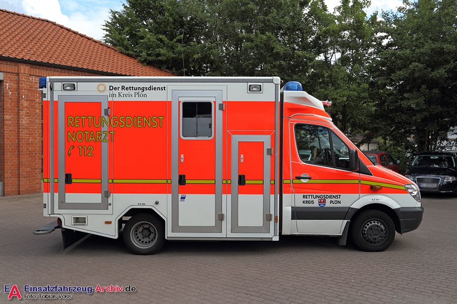 Rettung Plön 60/83-R2