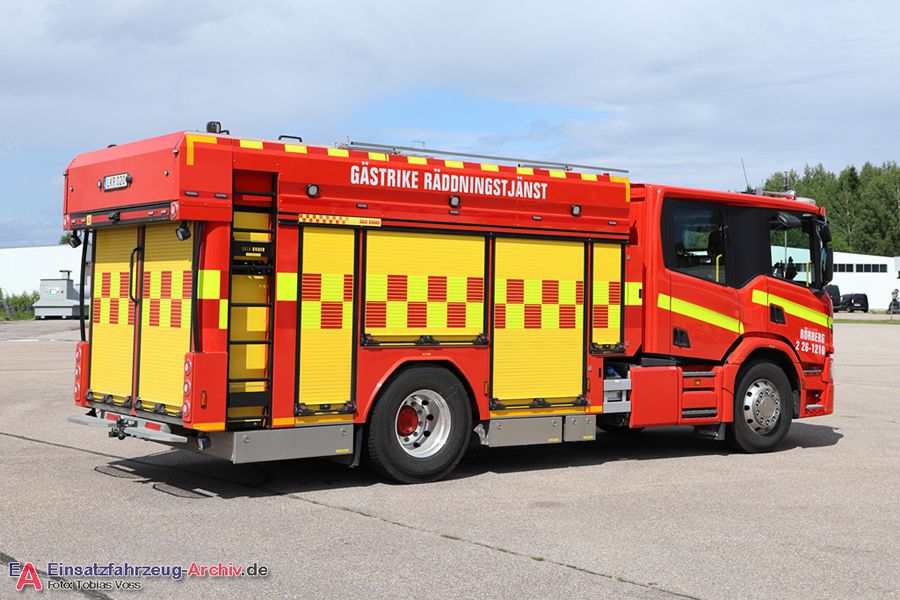 2 26-1210 - Släck-/räddningsbil