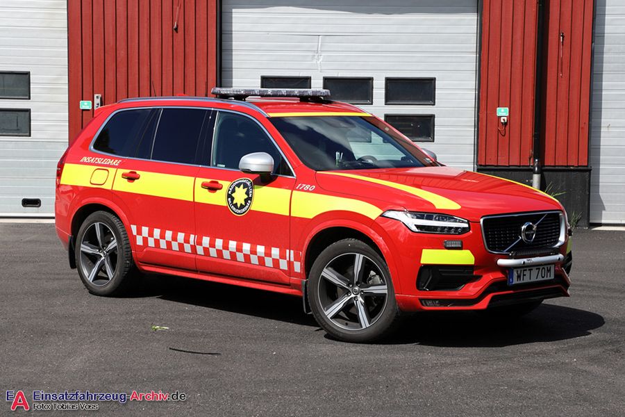 2 26-1780 - Ledningsbil