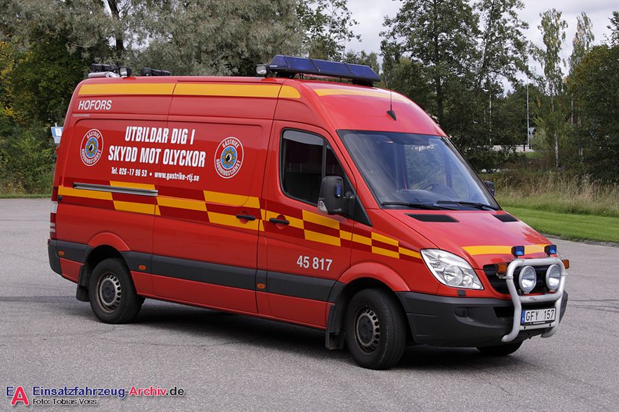 2 26-8170 - Skärsläckarbil