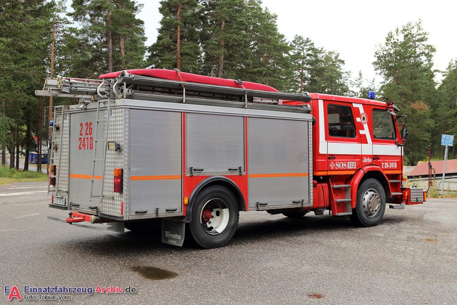 2 26-2410 - Släck-/räddningsbil