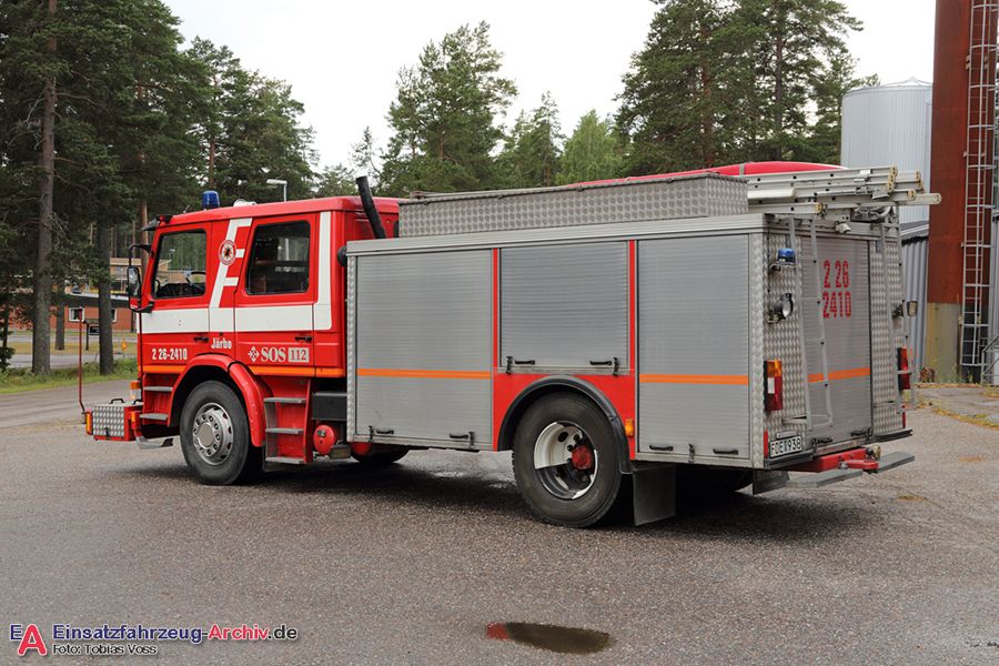 2 26-2410 - Släck-/räddningsbil