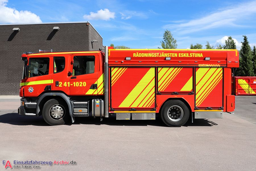 2 41-1020 - Släck-/Räddningsbil
