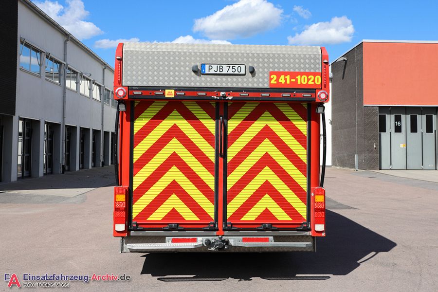 2 41-1020 - Släck-/Räddningsbil
