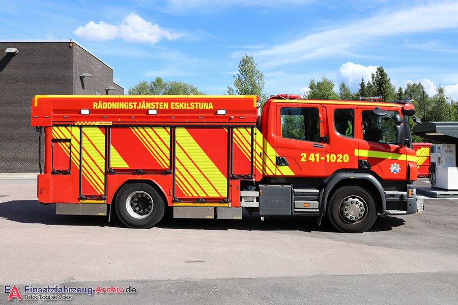 2 41-1020 - Släck-/Räddningsbil