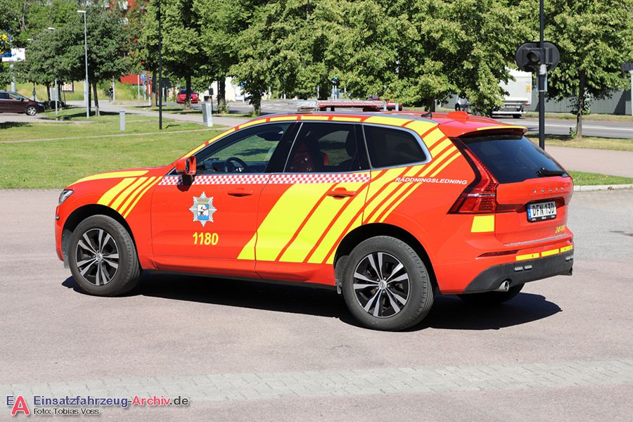 2 41-1180 - Ledningsbil