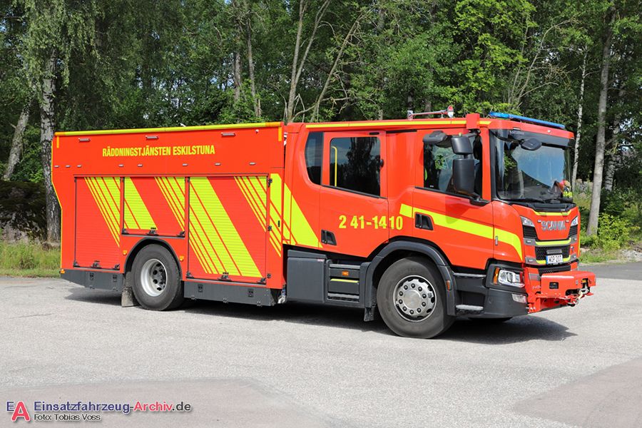 2 41-1410 - Släck-/Räddningsbil
