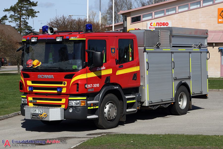 2 67-3010 - Släck-/Räddningsbil