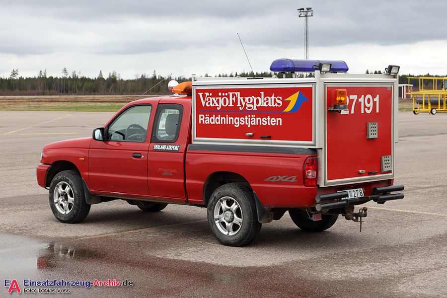 2 67-1910 - Befälsbil